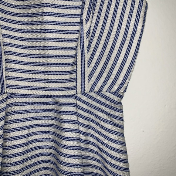 BCBGeneration Size 2 dress white and blue stripe - Picture 4 of 8